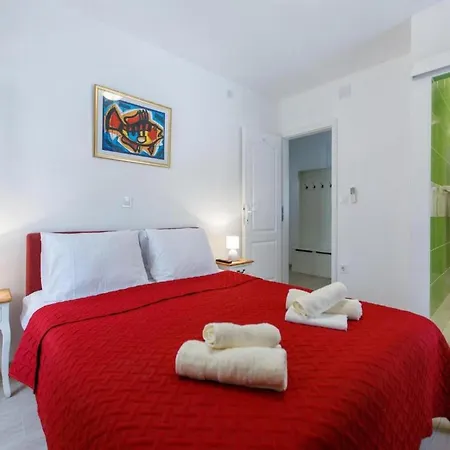 Coastal Charm Tatil Evi